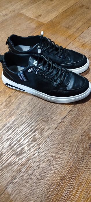 Продам кеды унисекс