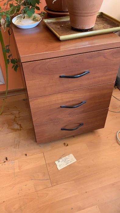 §Продается офисная мебель