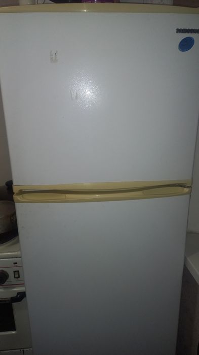 Продается холодильник