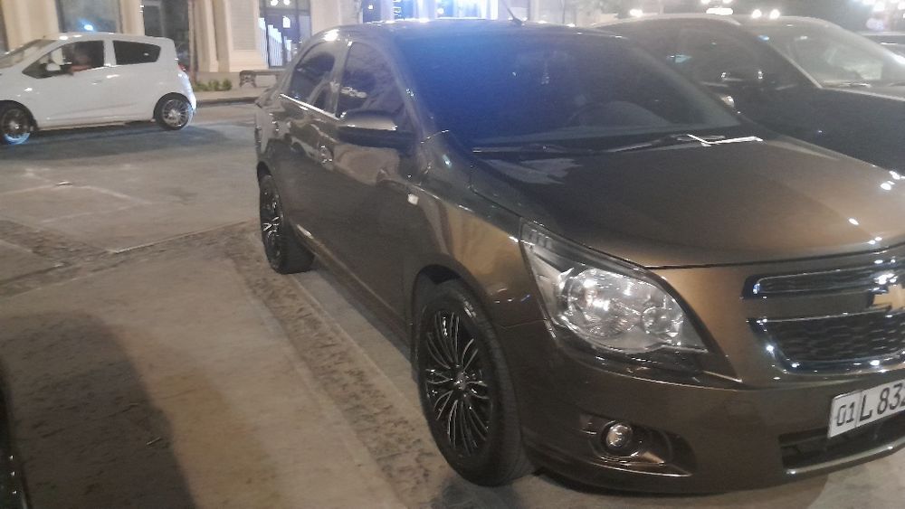 Kubilt moshinasi sotiladi