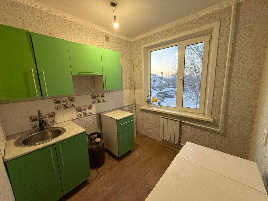 2 ком на 2 этаже 27 квартал