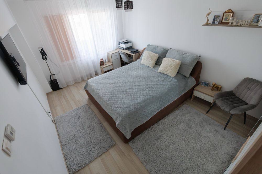 Apartament 3 camere, 72 m2, complet renovat