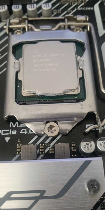 Kit Gaming LGA 1200: Intel i5-10400F + ASUS PRIME B560M-A + 16GB DDR4 + I/O Shield