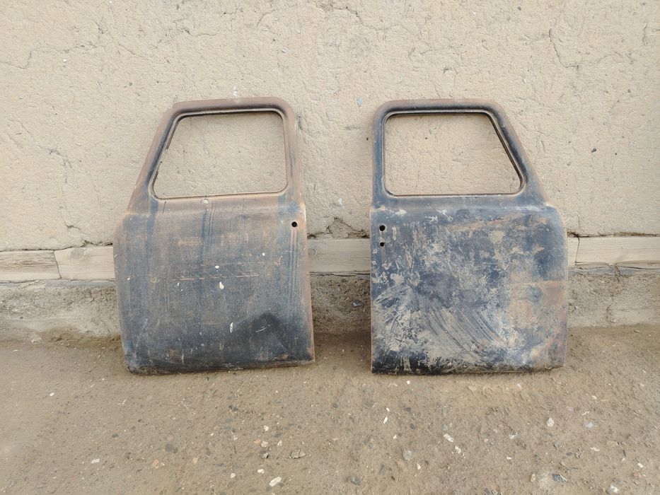 Gaz 52, 53  kril va eshiklar sotiladi