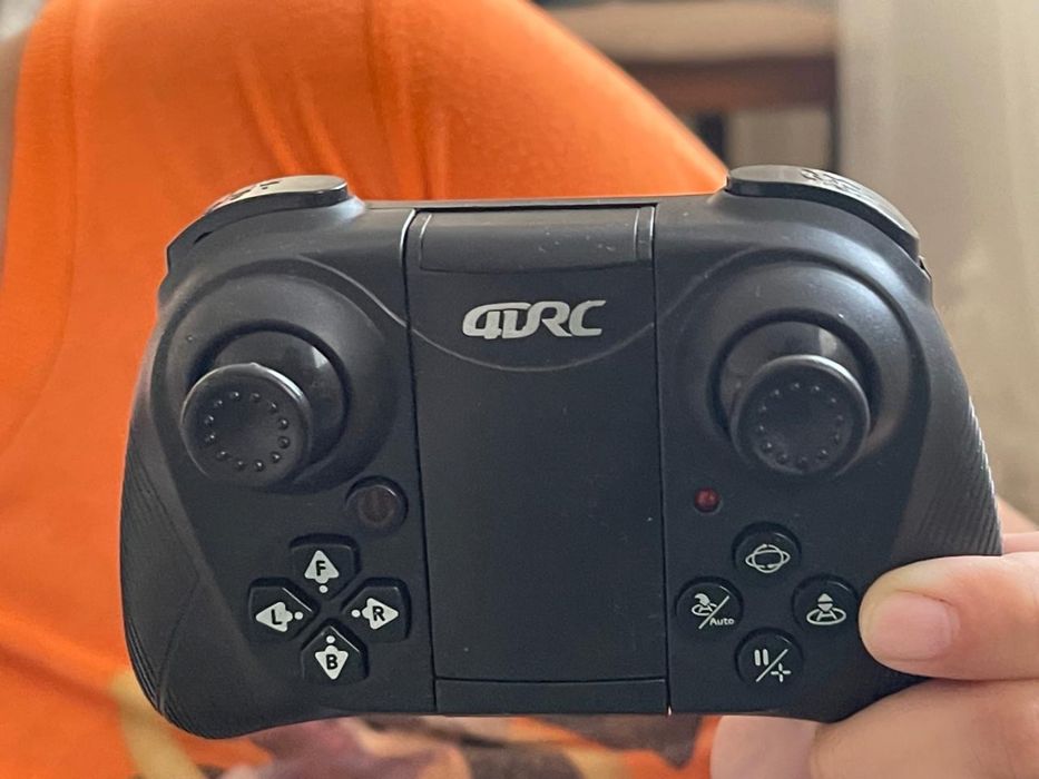 Продам дрон 4drc