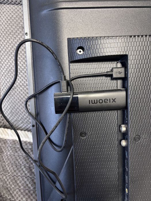 Продается телевизор TCL