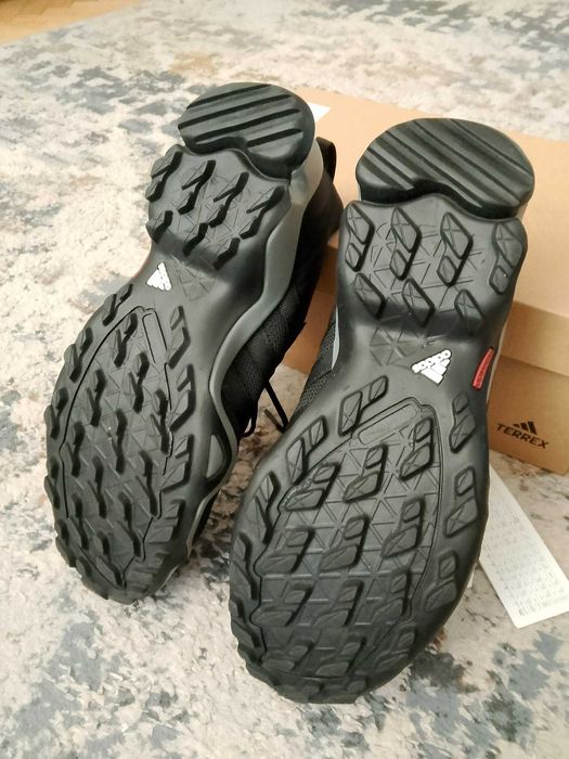 НОВИ Adidas Terrex AX2R K – Оригинални, № 38,5, 94 лв.