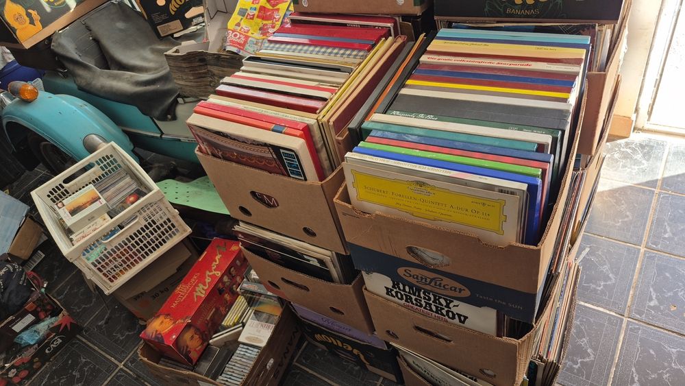 Vând lot 500Lp muzică clasică colectie mixta 3 lei un disc vinil