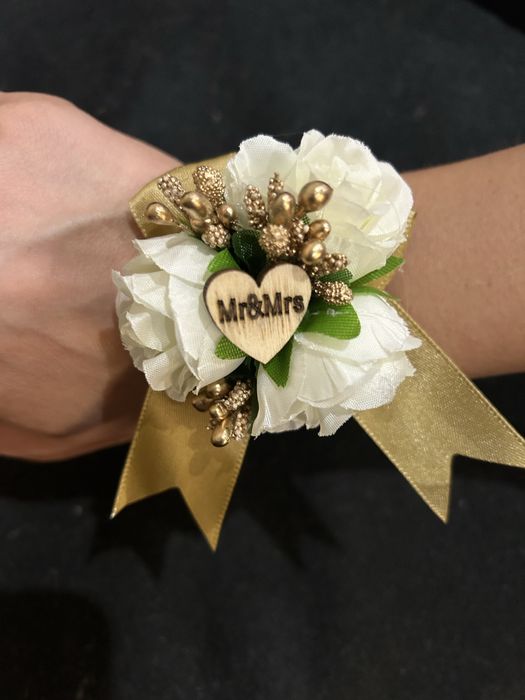 Сватбени ботуниери