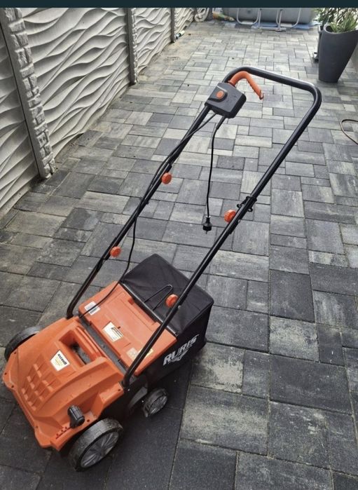 Scarificator de închiriat