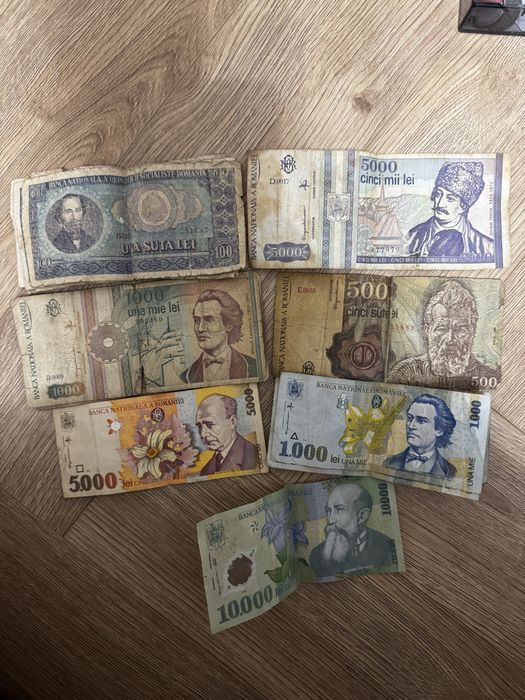 Bancnoete si monede