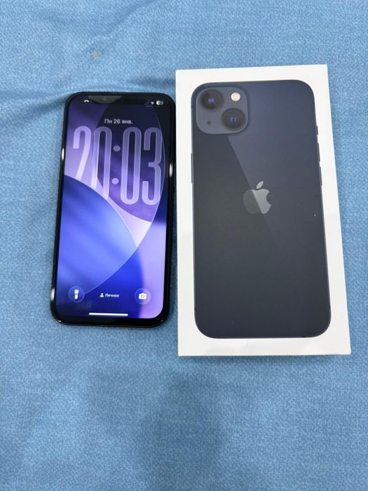 Продам iPhone 13