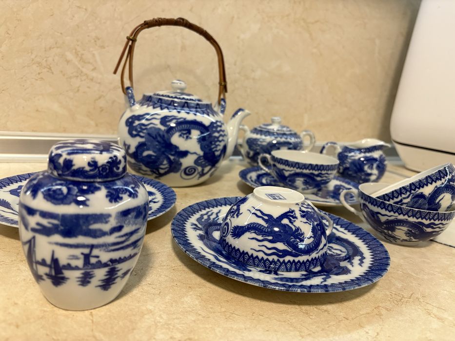 Порцеланов сет за чай