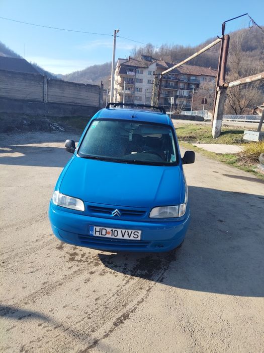 Vând Citroen în stare bună de funcționare