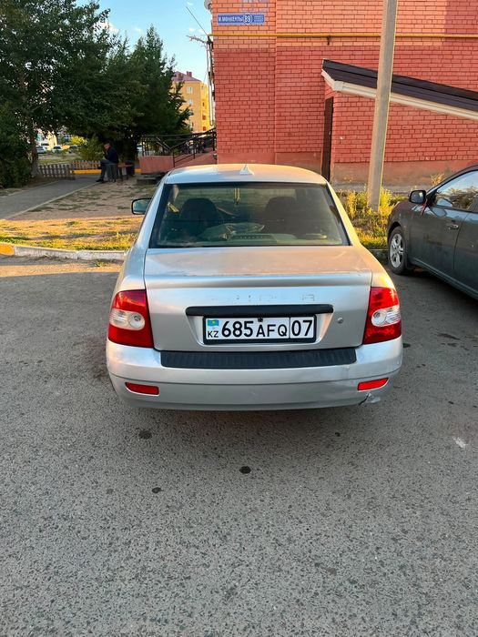 лада приора серый