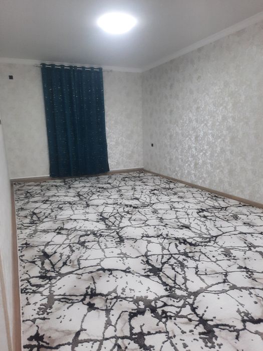Яхши лакатцияда жойлашган 2 хонали кв арендага берилади