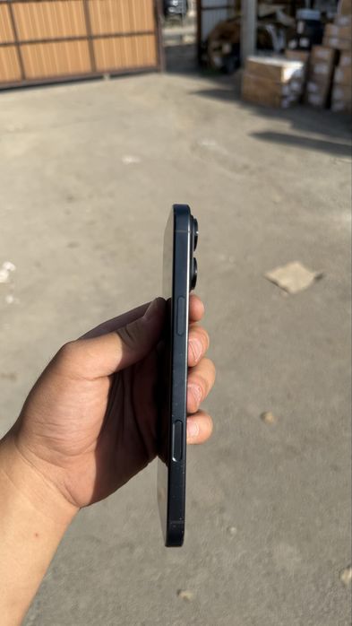 Обменяю iPhone 16 pro max 512gb