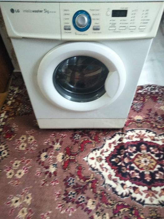 Продам стиральную машину