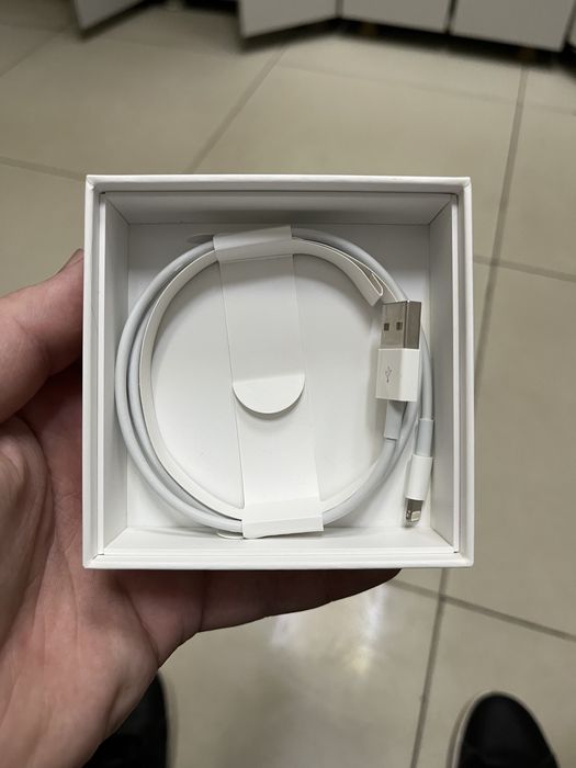Продам Airpods 2