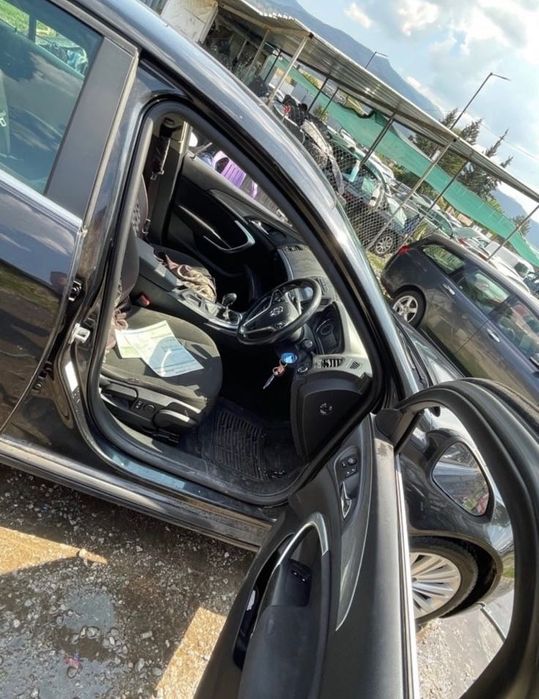 Opel Insignia 2015г 2.0 дизел на части