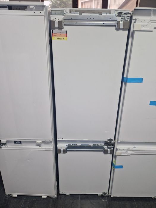 Хладилник за вграждане Samsung No Frost Чисто нов