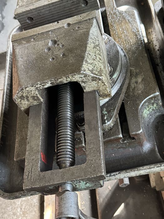 Тиски 200 губки,производста СССР