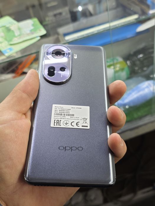 Oppo reno 11 5G.