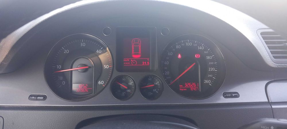 VW PASSAT 1.9   2008