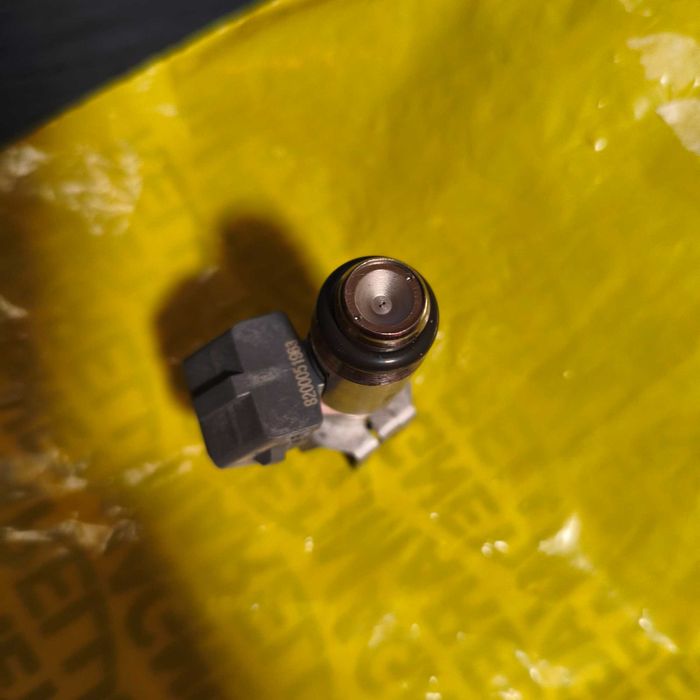 Injector Benzina NOU Renault Clio 2, Twingo, Kangoo 1.2 16V - Magneti Marelli IWP099
