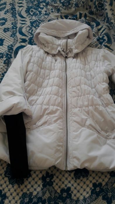 Продам куртки осень-весна