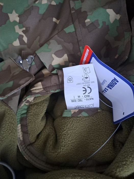 Geacă de armată combat noua  cu eticheta.