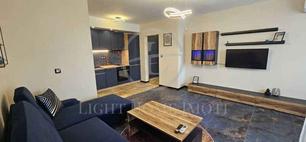 Продава се Двустаен апартамент в Пловдив, Христо Смирненски - 82 кв.м за 2072 €/кв.м - Снимка #2