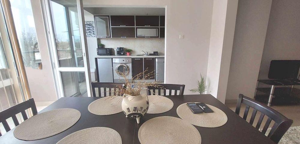 Четиристаен апартамент в Центъра на Варна!