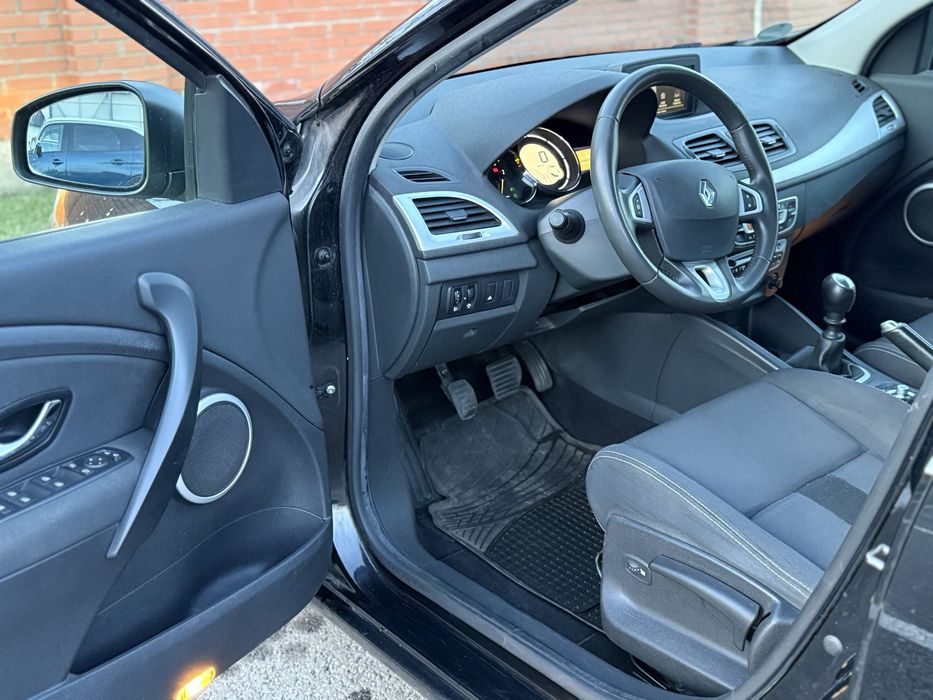 Renault Megane 1.5 dCi 110 CP / 2012 / Incalzire in scaune /