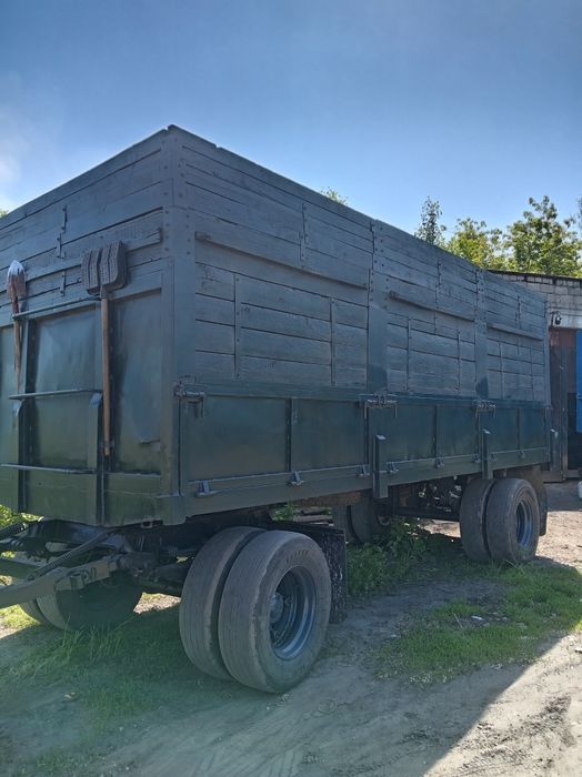 Продам бортовой прицеп