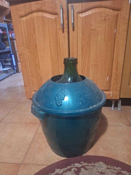 Vand Damigene sticla 25-50 L