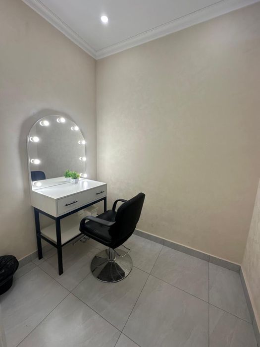 Сдается кабинет в салоне!