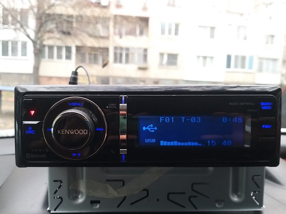 Авторадио Kenwood KDC-BT61U
