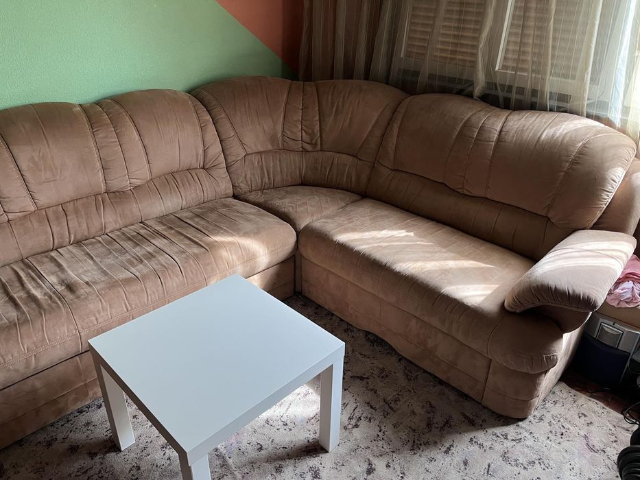 Продавам холна гарнитура