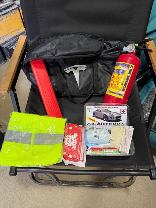 Автомобильный набор комплект