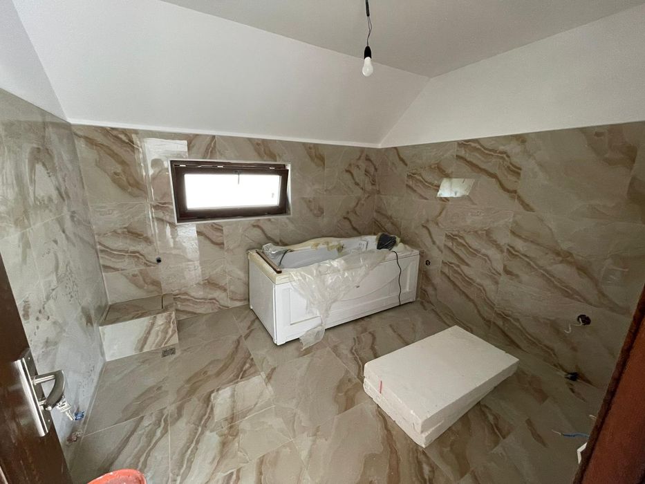 Execut lucrări / Amenajări interioare și exterioare