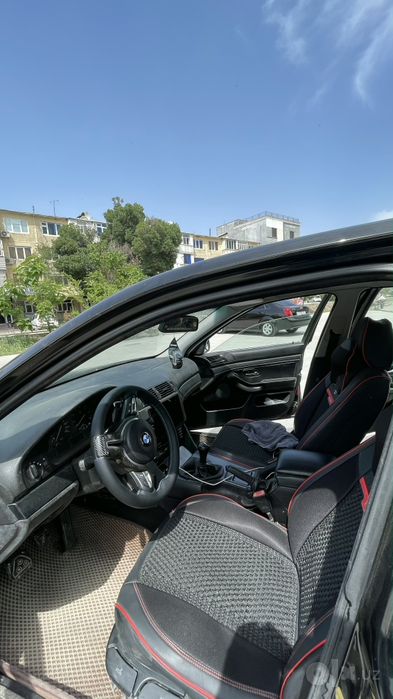 BMW E39 520I торг есть