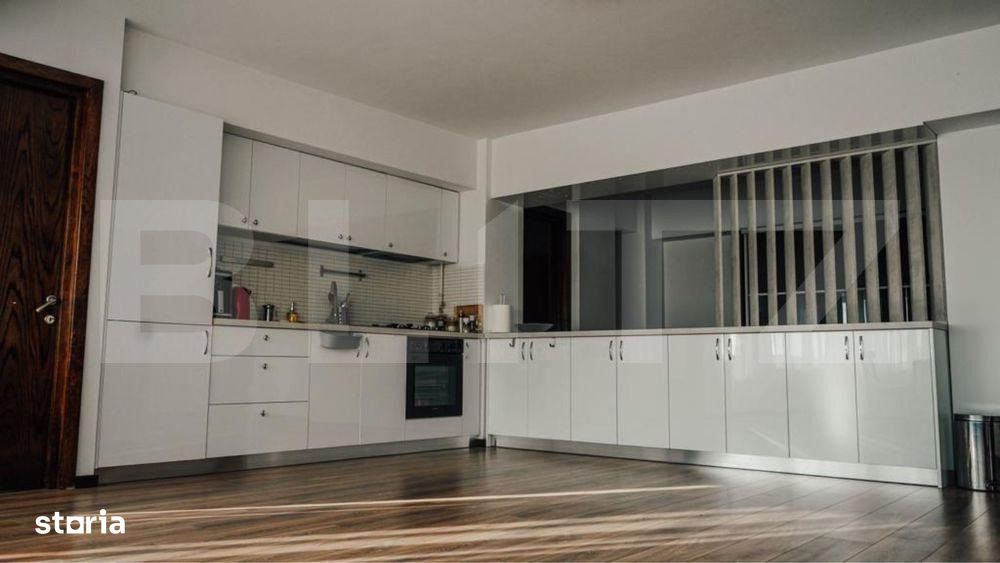 Apartament 5 camere, 200 mp, zona Policlinica