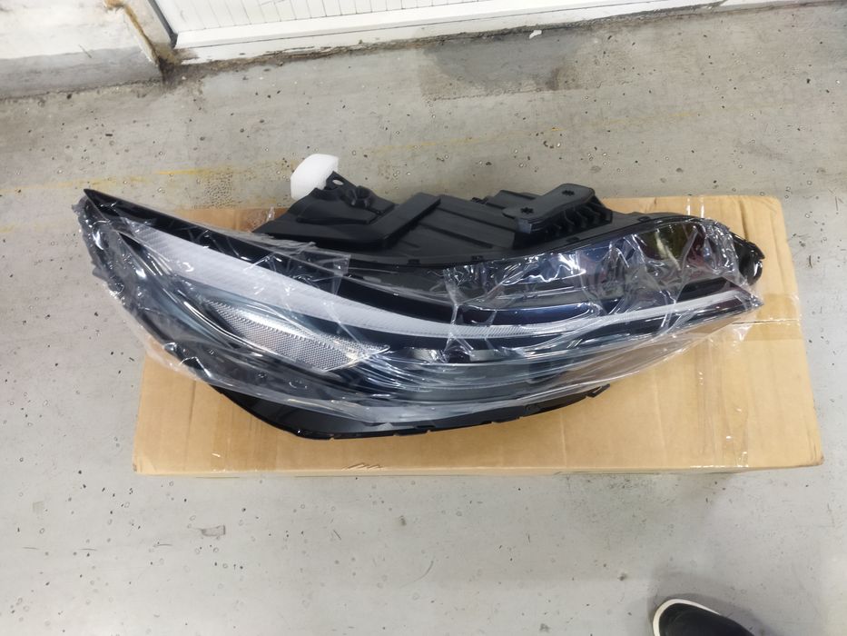 Фар Hyundai Elantra 2023