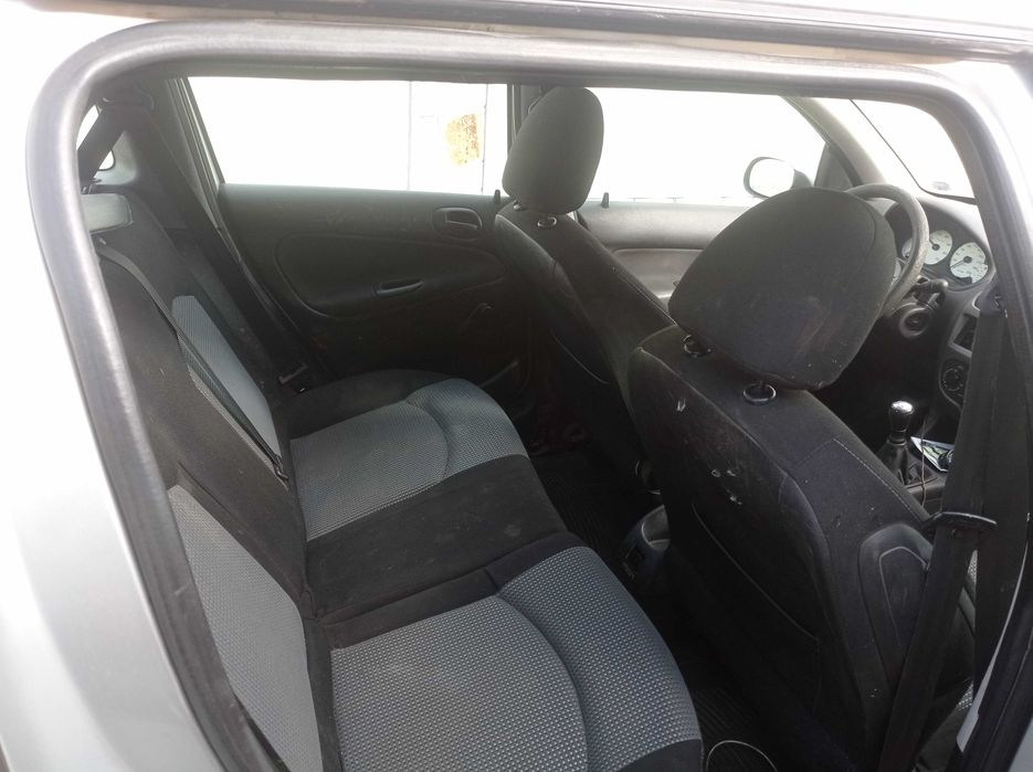 Пежо 206 SW - само на части