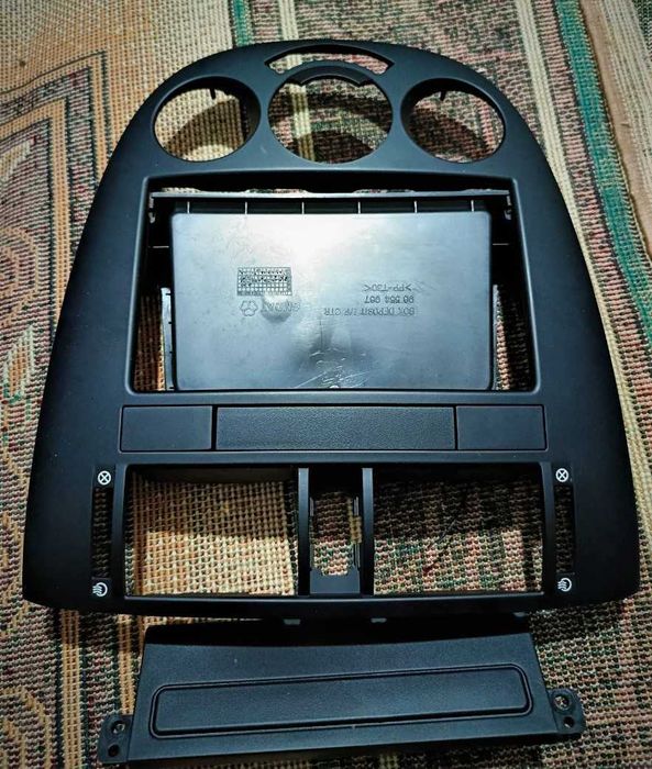 Jentra magnitafon ramkasi sotiladi, narxi kelishiladi