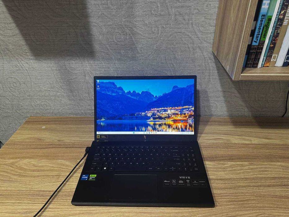 Ноутбук Acer Nitro V15 Intel Core i5-13420H RTX 4050 8GB 15.6 650$
