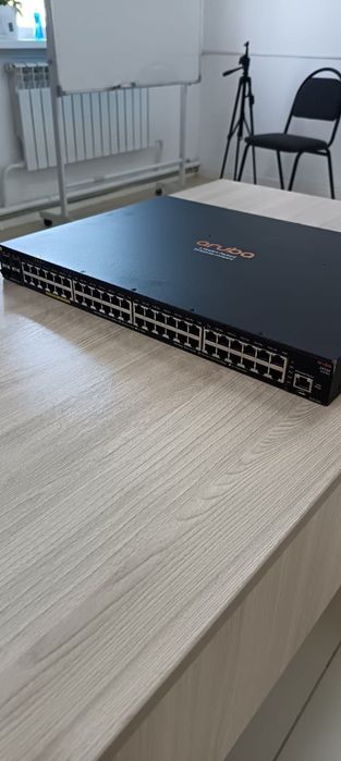 Коммутатор Aruba (HPE) JL558A