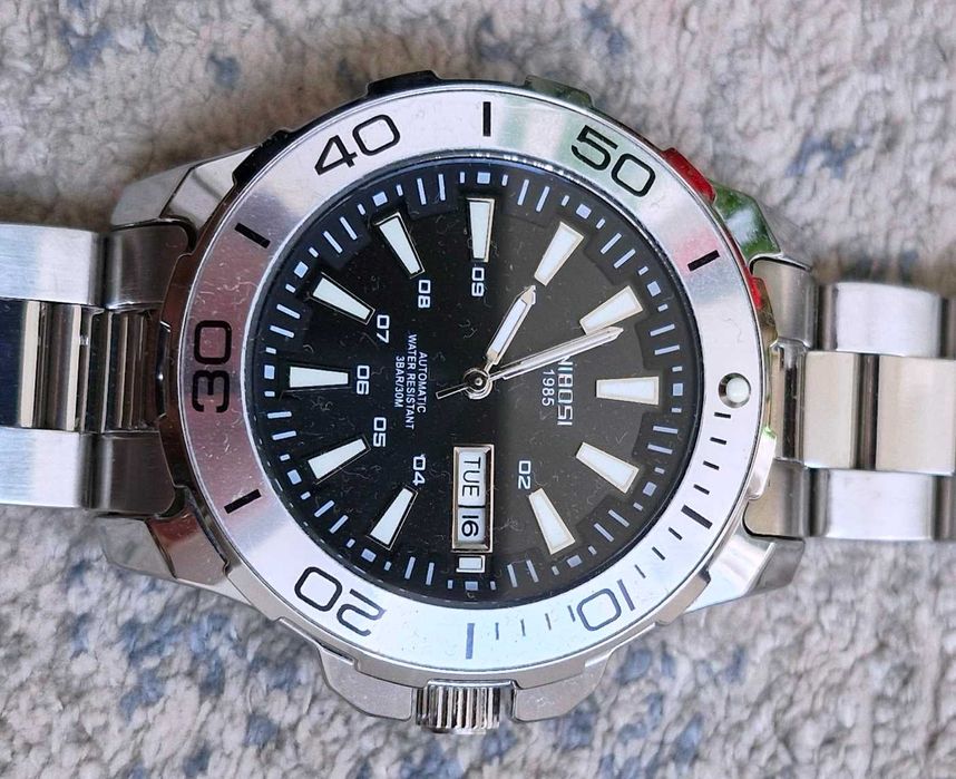 Ceas mecanic-automatic cu data si zi, metalice 43 mm DG2813.