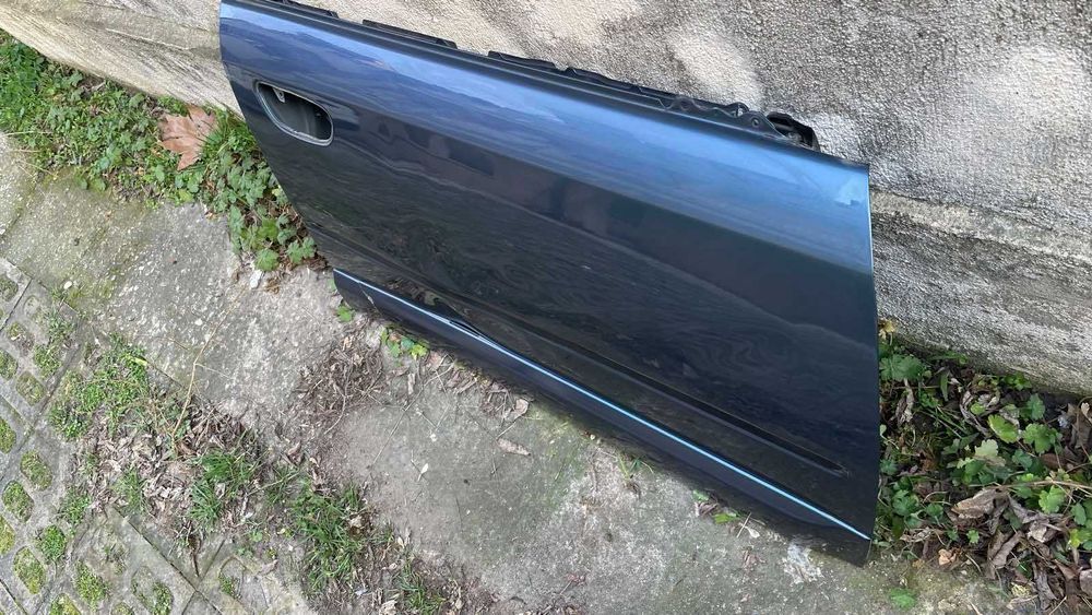 Предна дясна врата за Subaru outback 2003-2009